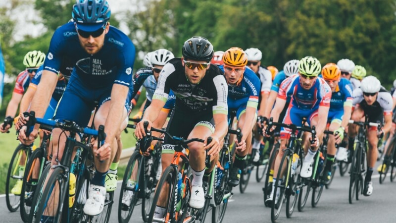 Giro d’Italia 2025, parte la volata a suon di milioni di euro
